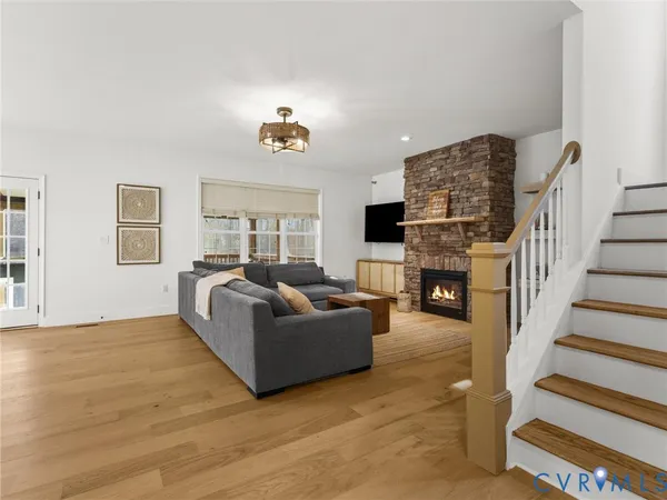 $997,777 | 9310 Beaver Bridge Road, Moseley, VA 23120