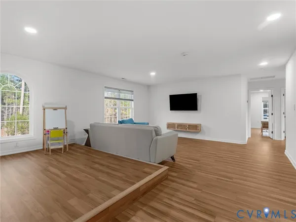 $997,777 | 9310 Beaver Bridge Road, Moseley, VA 23120