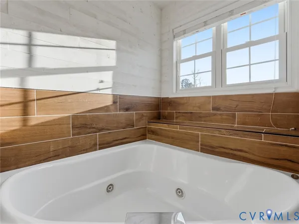 $997,777 | 9310 Beaver Bridge Road, Moseley, VA 23120