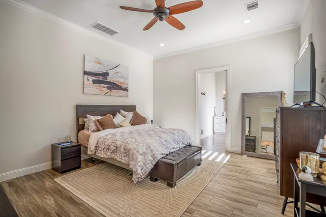 $879,999 | 25202 Wilkes Park Road, Tomball, TX 77375