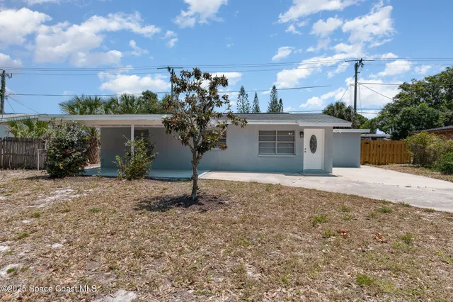 $1,950 | 1497 Breeze Lane, Melbourne, FL 32935