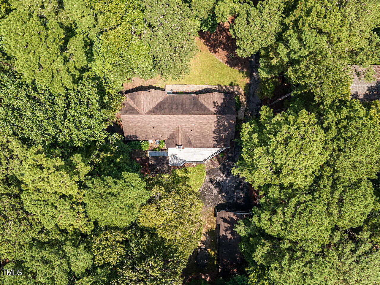 5704 Baird Drive Raleigh, NC 27606 - Photo 41 of 43 060-1280x960-photo