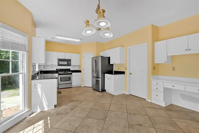 $2,400 | 3525 Sir Johns Court Northwest, Kennesaw, GA 30152