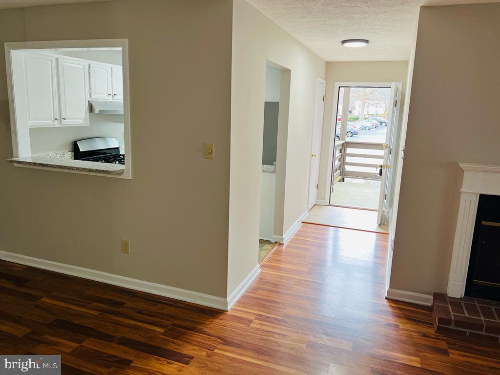 9965 Oakton Terrace Road, Unit 9965 Oakton, VA 22124 - Photo 12 of 30