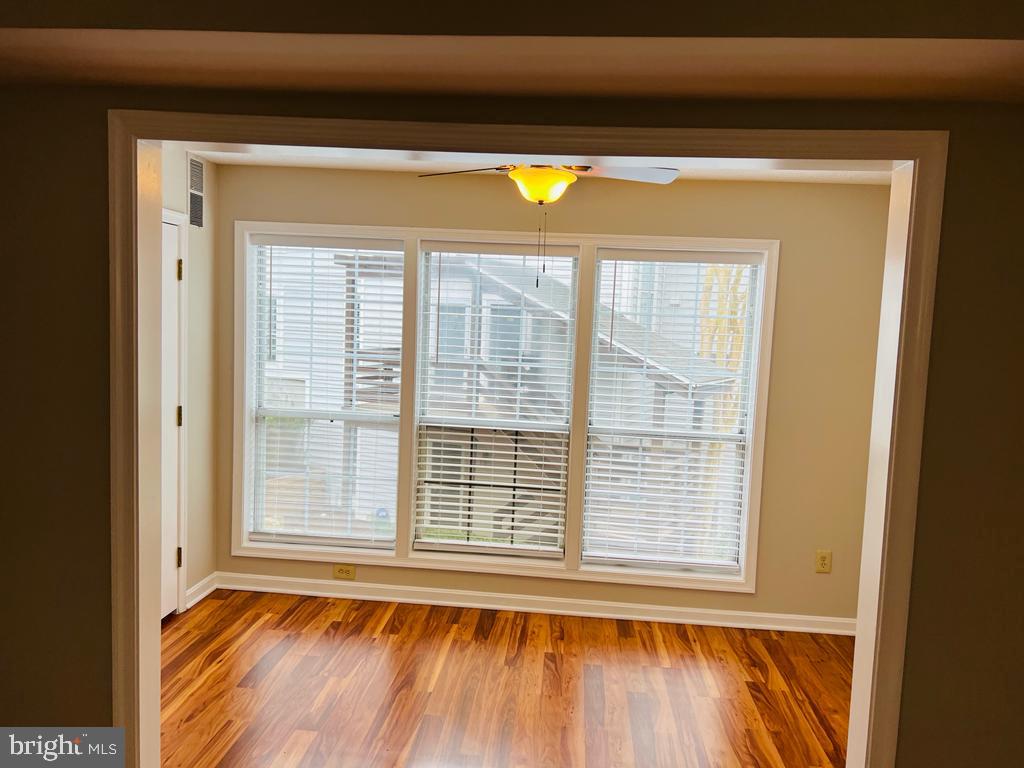 9965 Oakton Terrace Road, Unit 9965 Oakton, VA 22124 - Photo 16 of 30