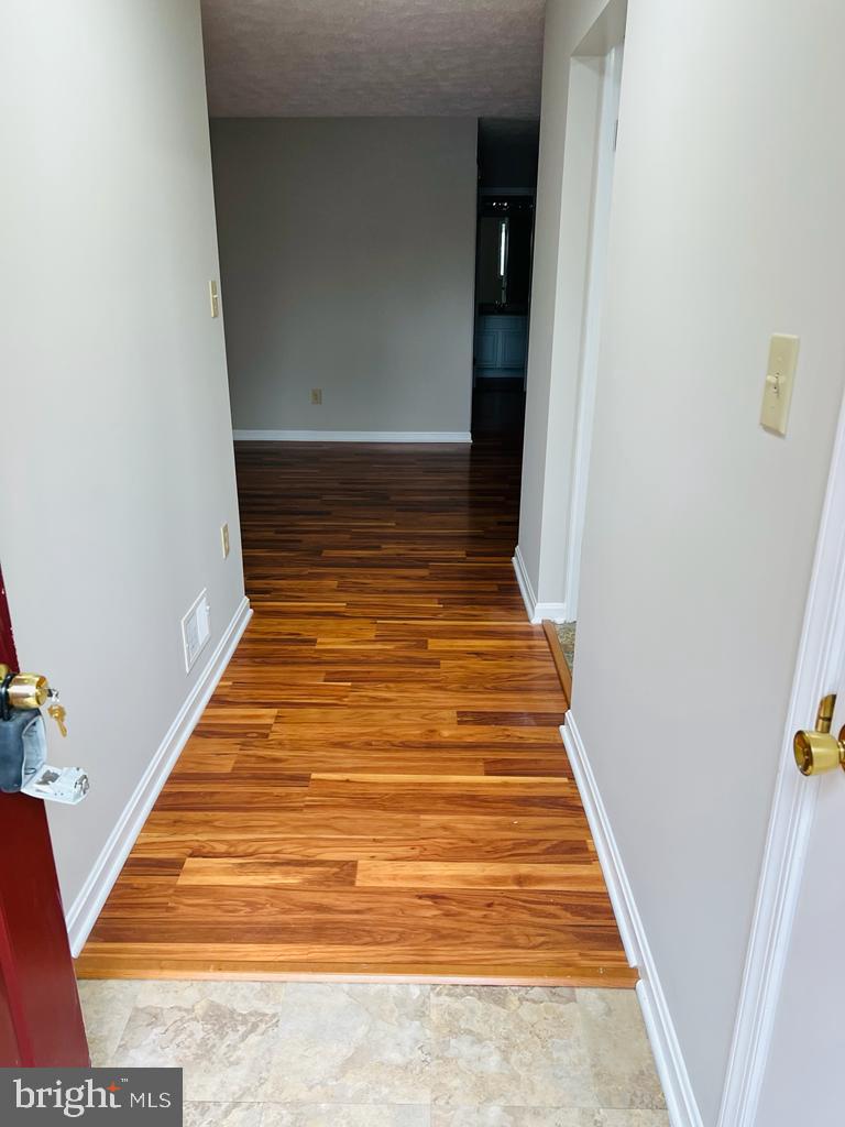 9965 Oakton Terrace Road, Unit 9965 Oakton, VA 22124 - Photo 20 of 30
