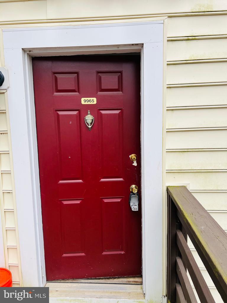 9965 Oakton Terrace Road, Unit 9965 Oakton, VA 22124 - Photo 2 of 30
