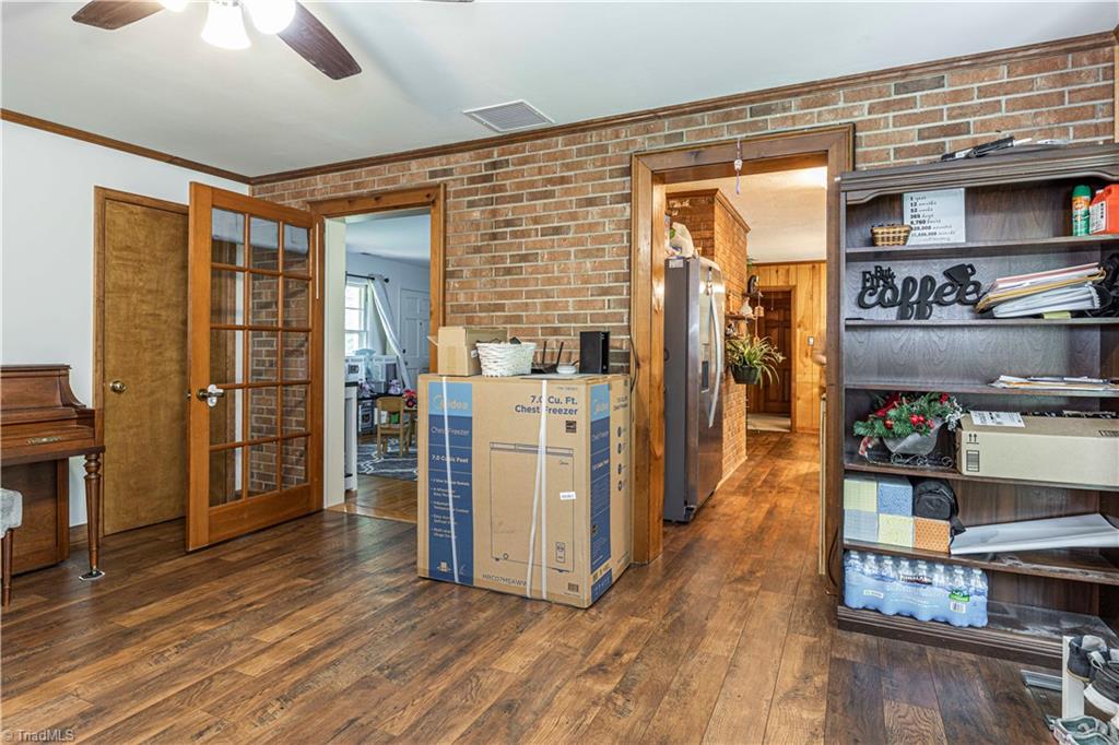 6004 Dehaven Road Pleasant Garden, NC 27313 - Photo 17 of 22 Gallery Image 17
