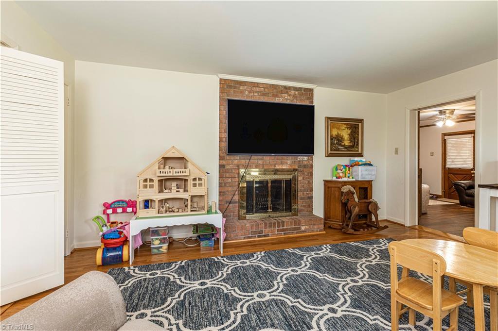6004 Dehaven Road Pleasant Garden, NC 27313 - Photo 10 of 22 Gallery Image 10