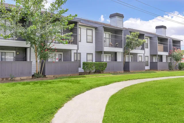 $1,000 | 265 El Dorado Boulevard, Unit 1811, Webster, TX 77598