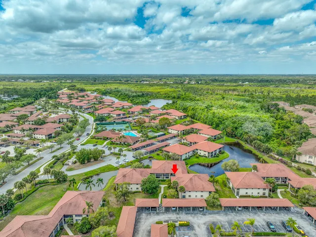 $229,900 | 361 Southwest South River Drive, Unit 103, Stuart, FL 34997