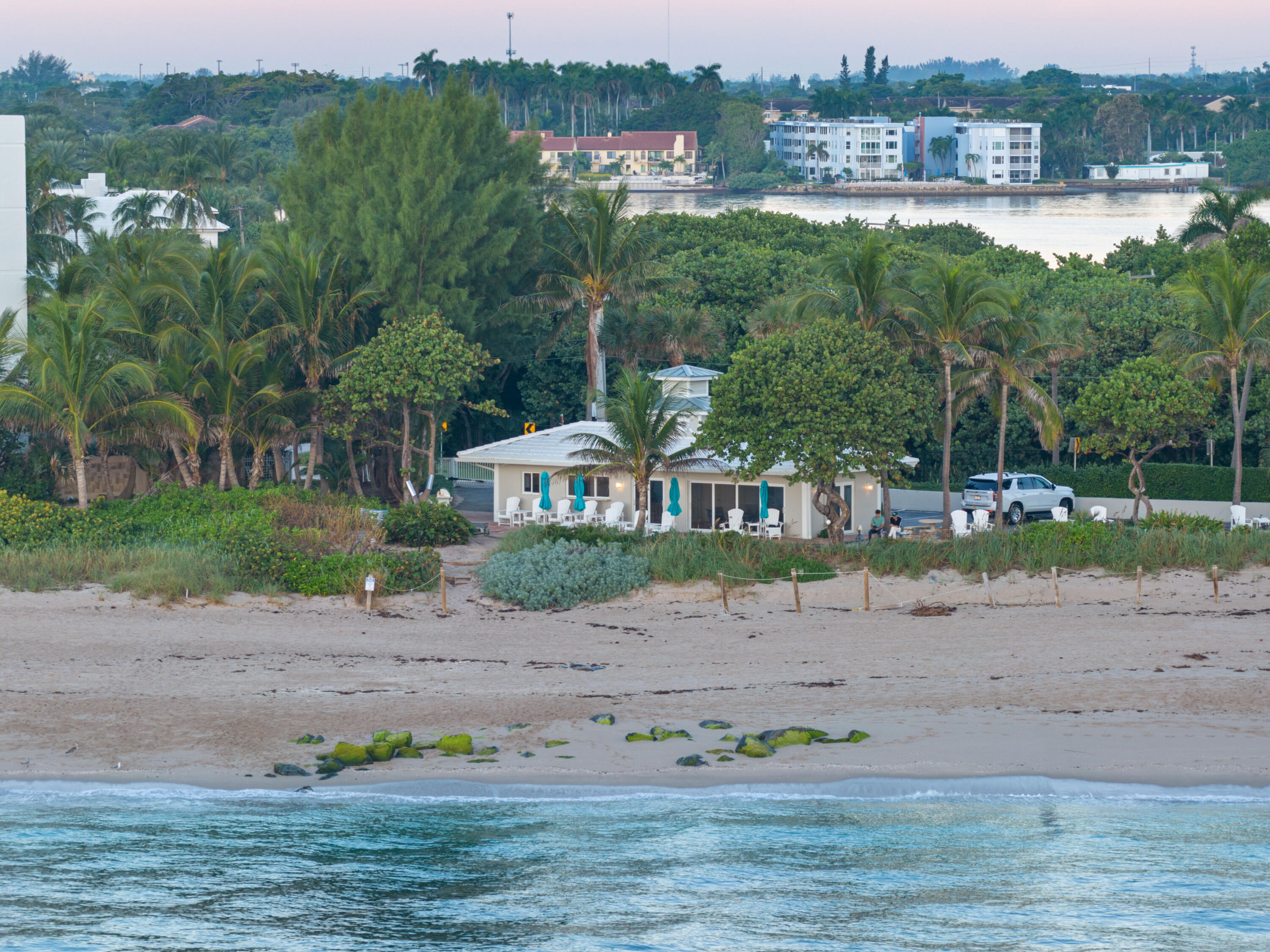 125 Marlin Drive Ocean Ridge, FL 33435 - Photo 110 of 122 a view of a park with large trees