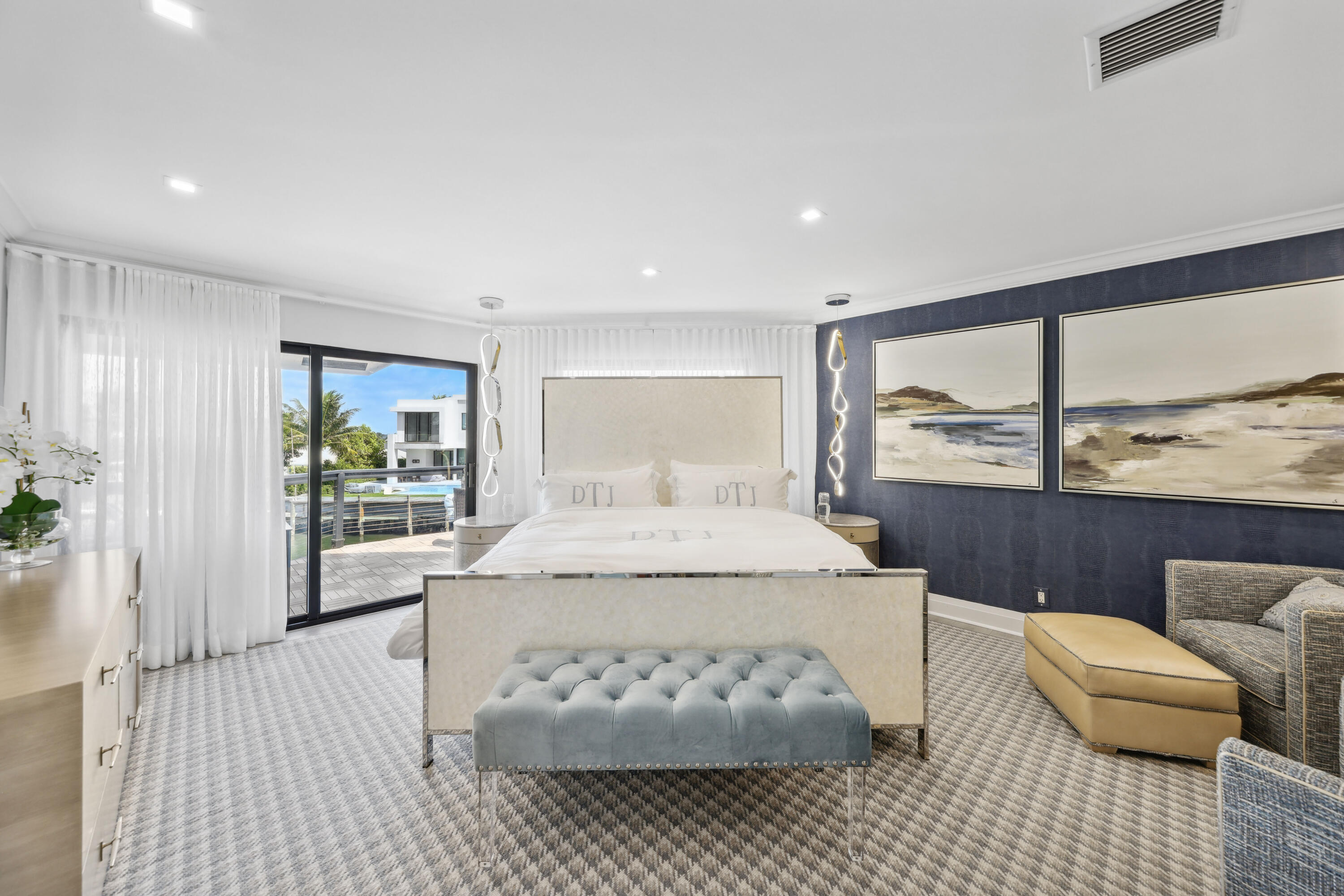 125 Marlin Drive Ocean Ridge, FL 33435 - Photo 31 of 122 Primary Bedroom