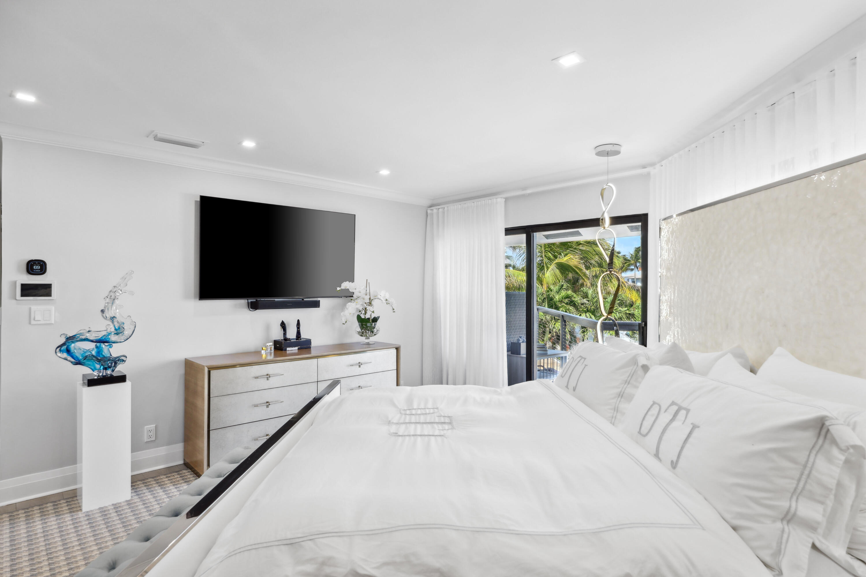 125 Marlin Drive Ocean Ridge, FL 33435 - Photo 33 of 122 Primary Bedroom