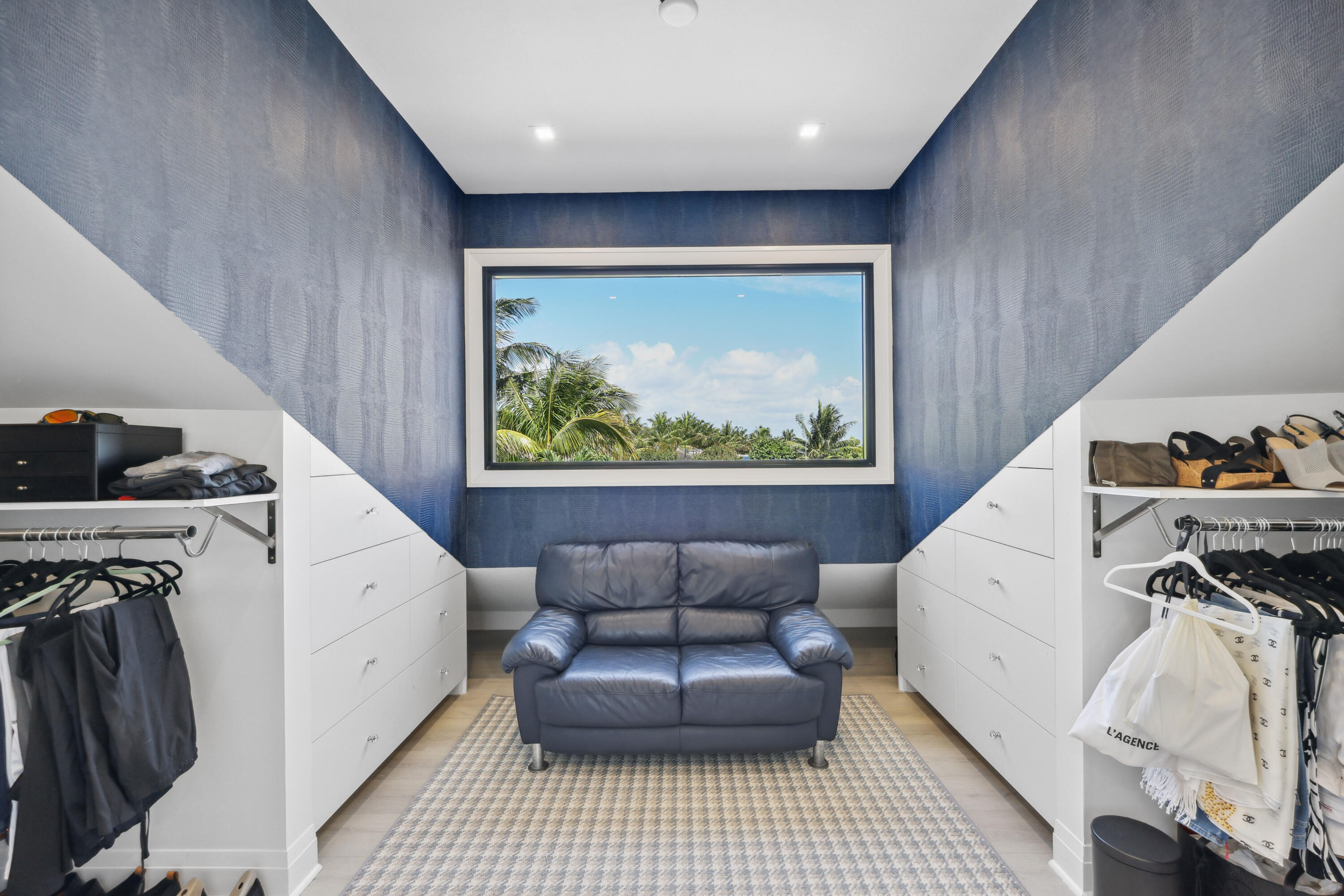 125 Marlin Drive Ocean Ridge, FL 33435 - Photo 34 of 122 Primary Closet