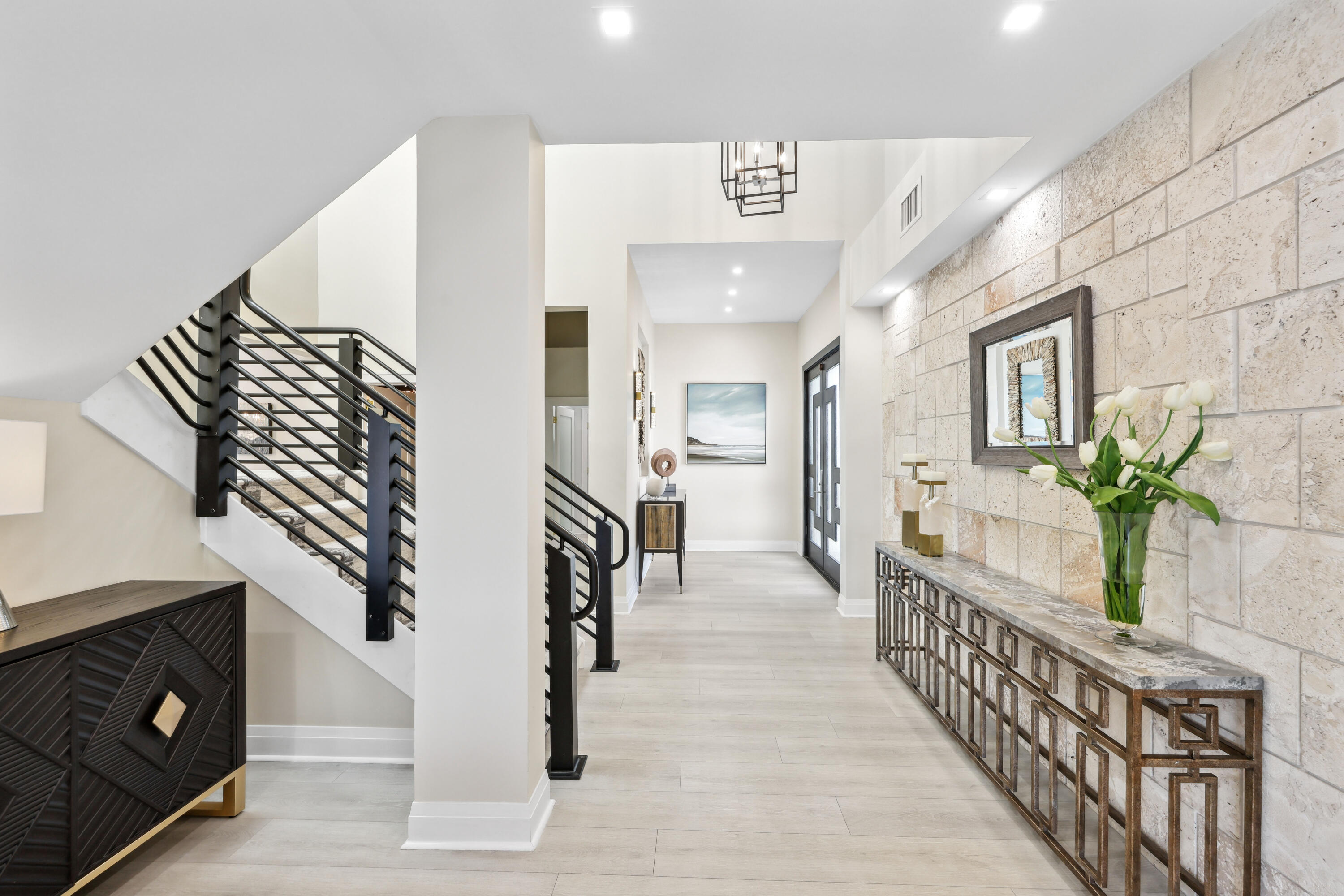 125 Marlin Drive Ocean Ridge, FL 33435 - Photo 7 of 122 Foyer and Main Entrance