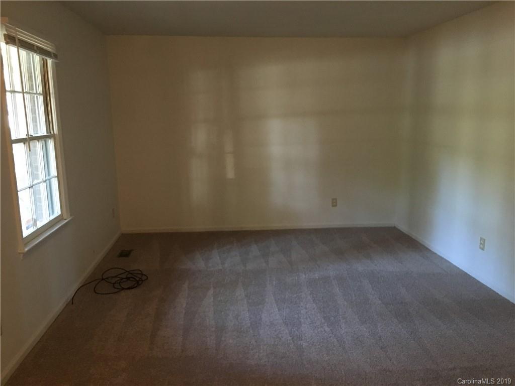 7301 Monroe Road Charlotte, NC 28212 - Photo 3 of 9