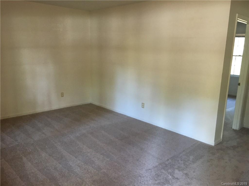 7301 Monroe Road Charlotte, NC 28212 - Photo 5 of 9