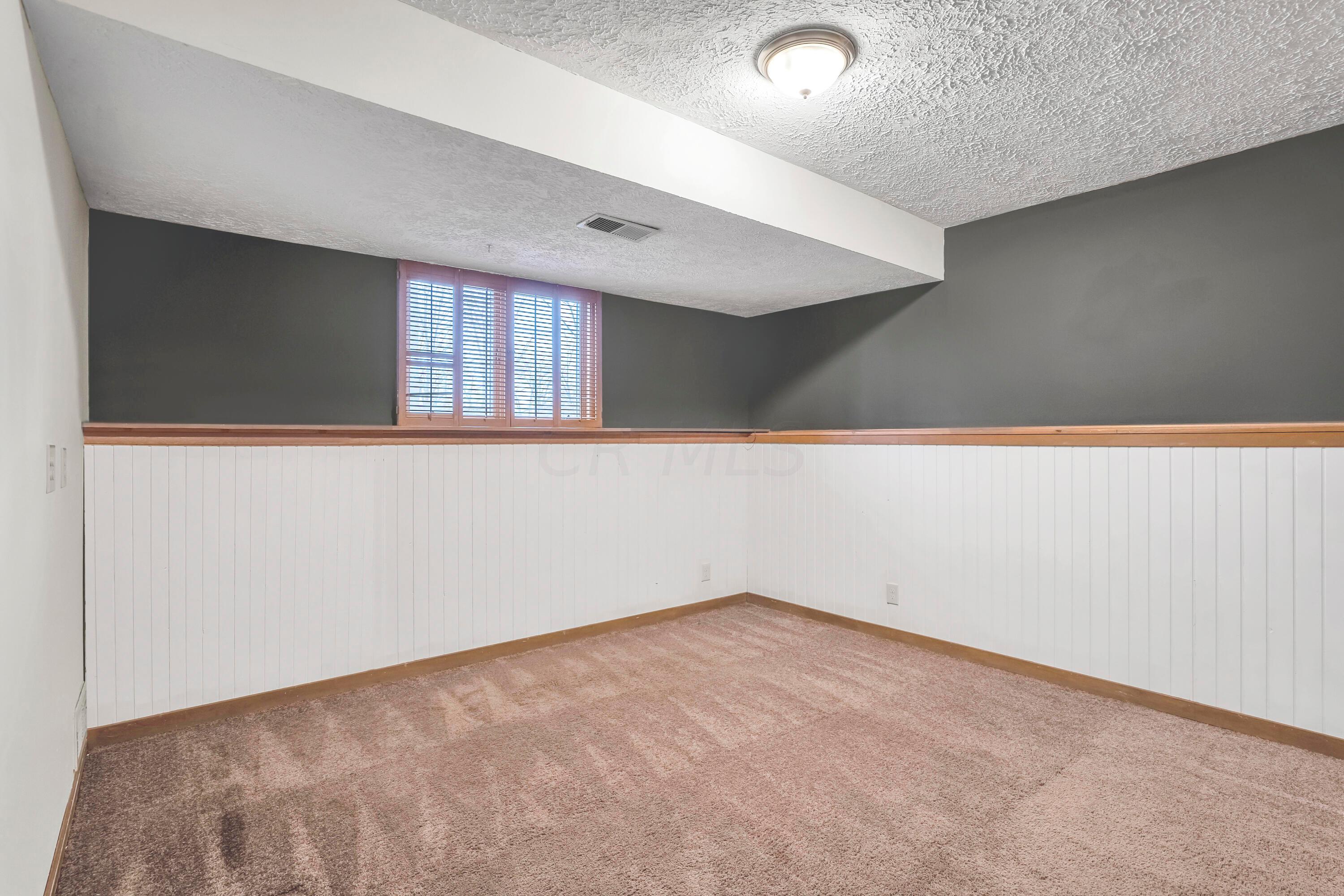 5912 Cooper Road Westerville, OH 43081 - Photo 18 of 33 DSC09579
