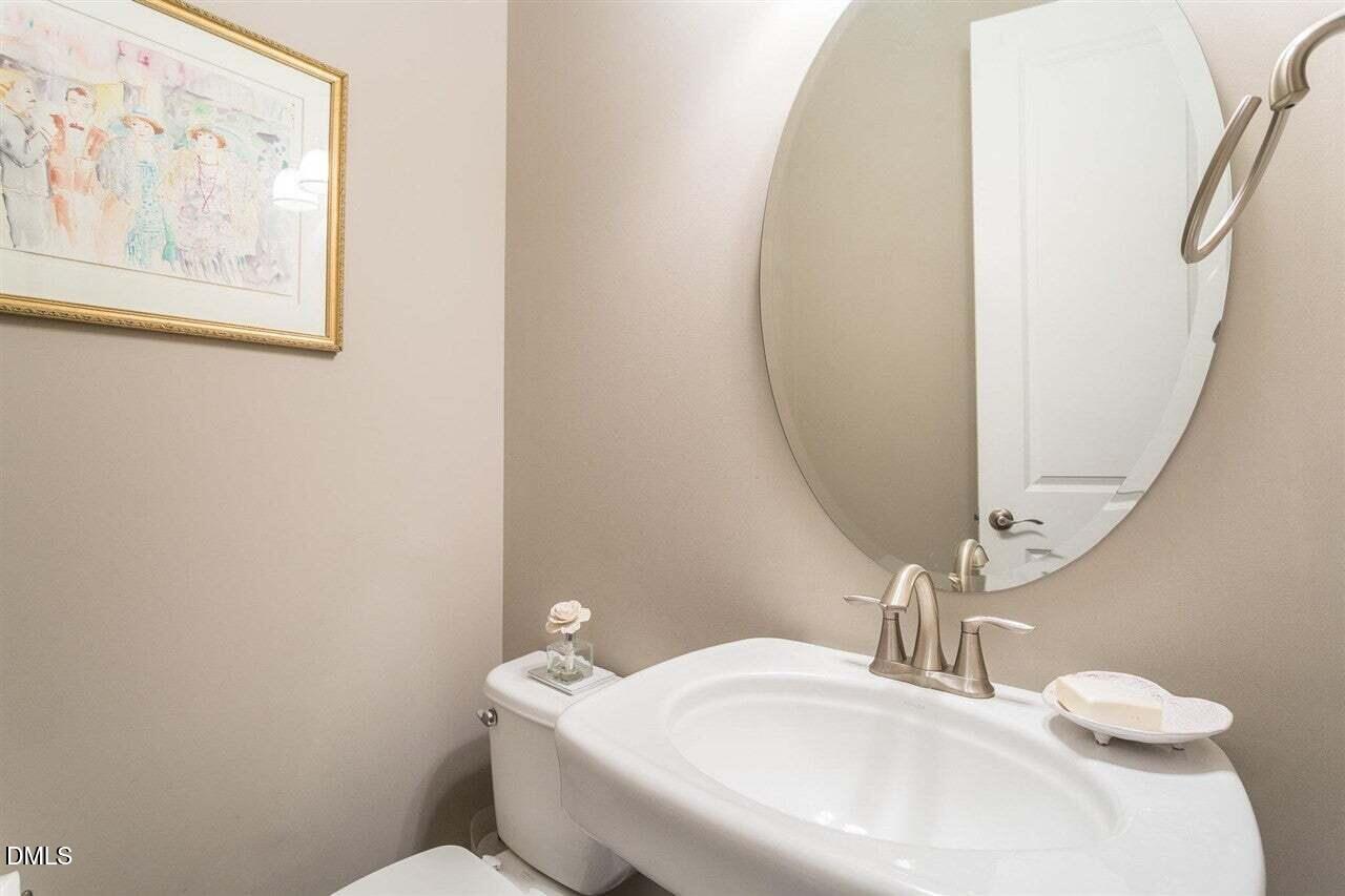 225 Penley Circle Raleigh, NC 27609 - Photo 14 of 16 17