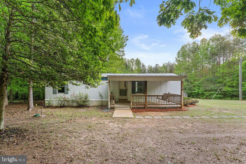 7227 Grand Brooks Road Spotsylvania, VA 22551 - Photo 2 of 47