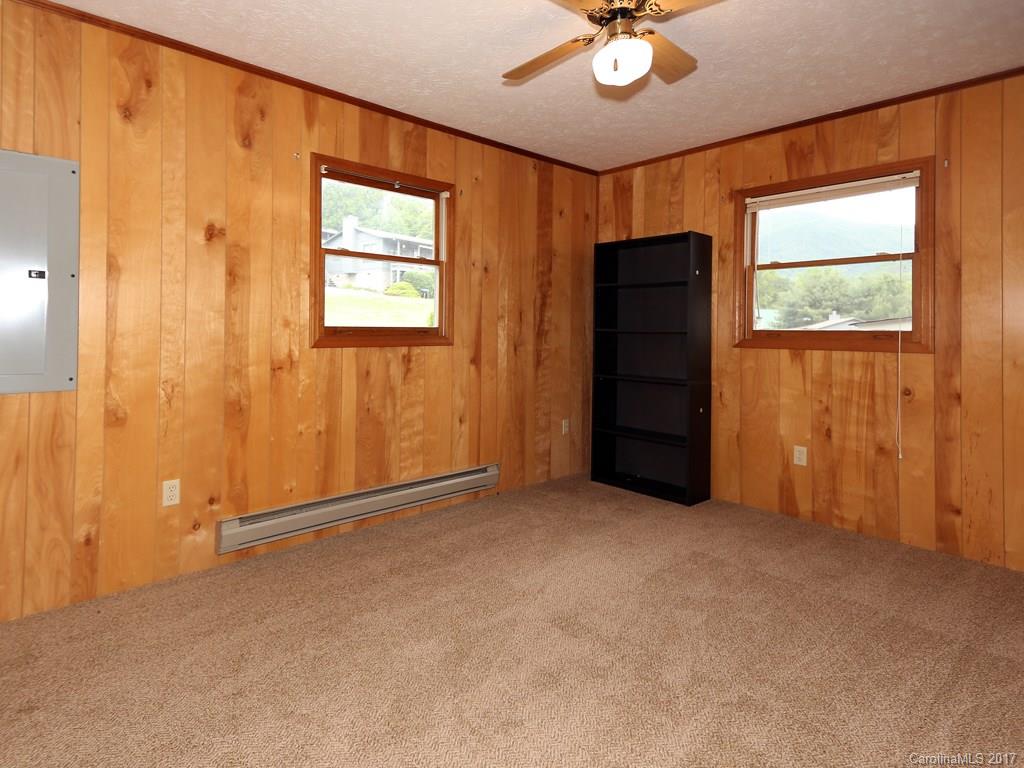 436 Stoney Ridge Loop Maggie Valley, NC 28751 - Photo 7 of 16
