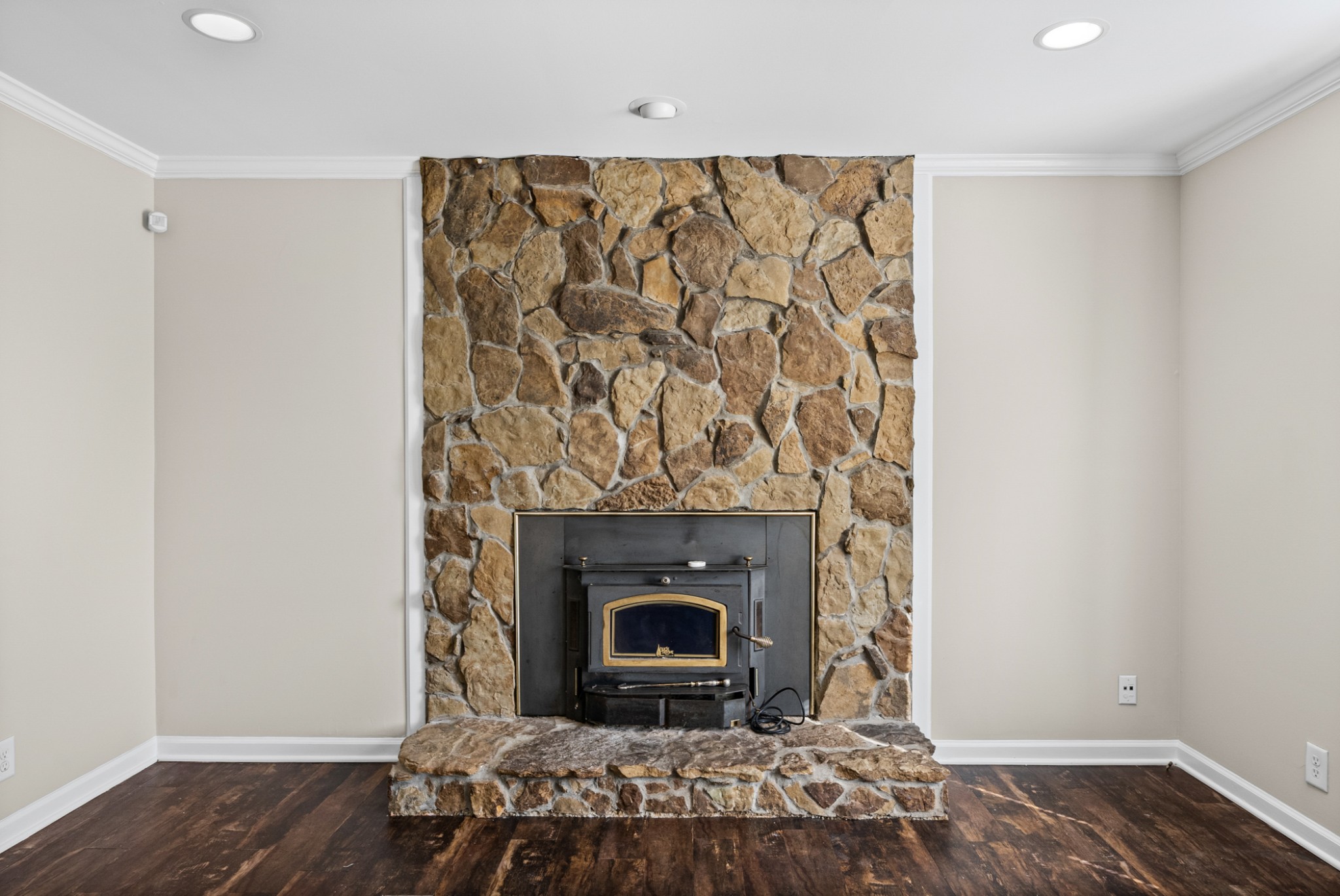 409 Carter Road Clarksville, TN 37042 - Photo 8 of 38 Gallery Image 8