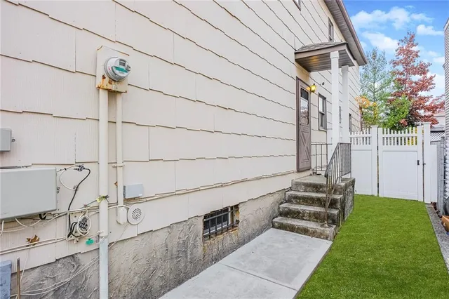 a view of a back yard of the house