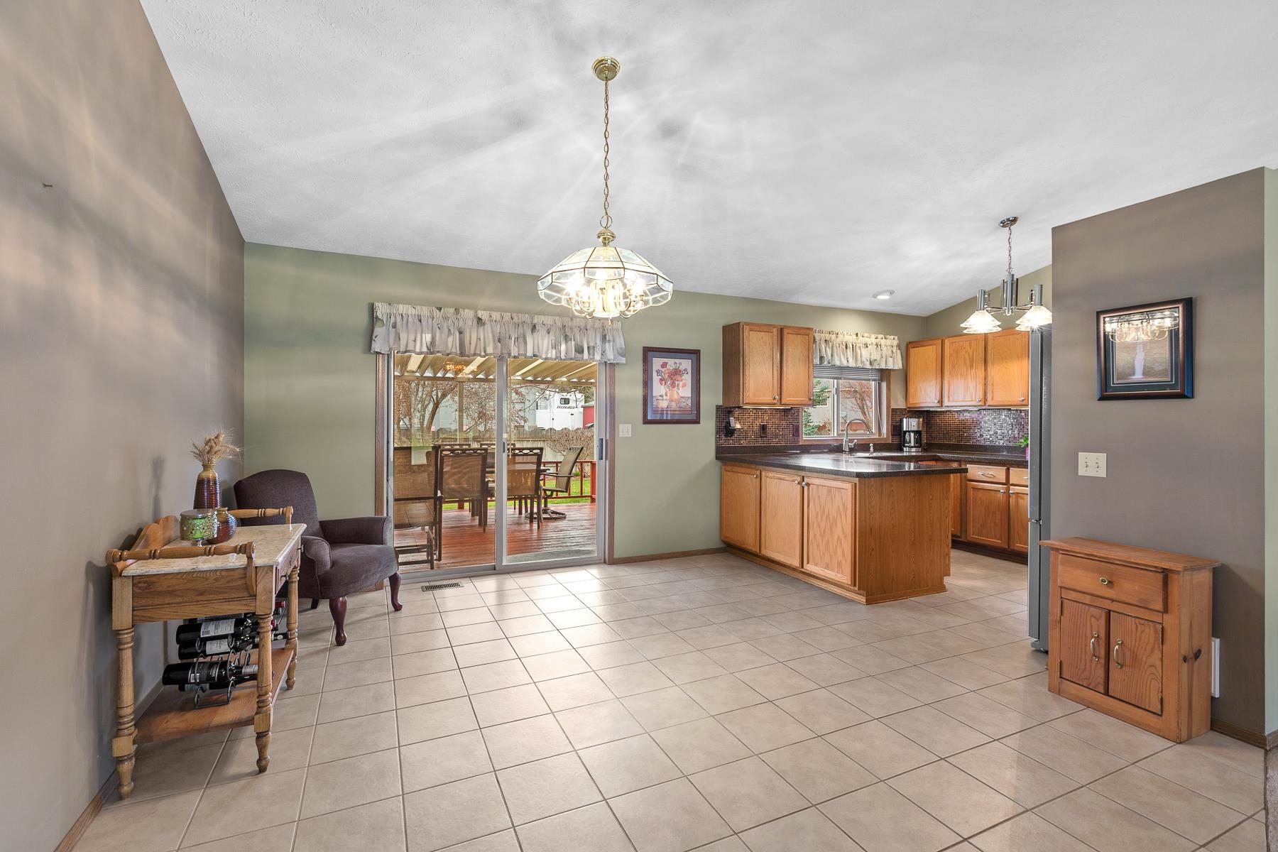 5315 North Davis Road Spokane Valley, WA 99216 - Photo 5 of 35