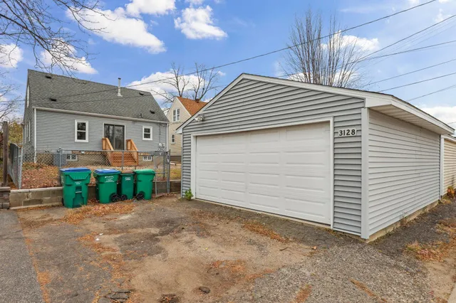 $329,900 | 3128 Louisiana Avenue South, St. Louis Park, MN 55426