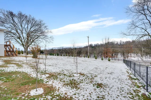 $175,000 | 332 Bay Street, Mount Carmel, TN 37645