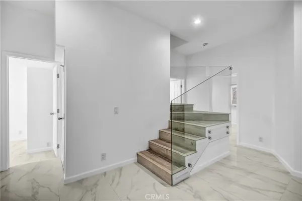 $3,800 | 696 East 9th Street, Unit A, Upland, CA 91786