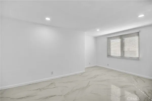 $3,800 | 696 East 9th Street, Unit A, Upland, CA 91786