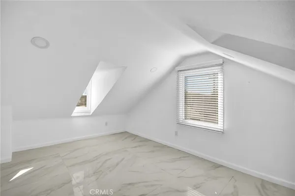$3,800 | 696 East 9th Street, Unit A, Upland, CA 91786