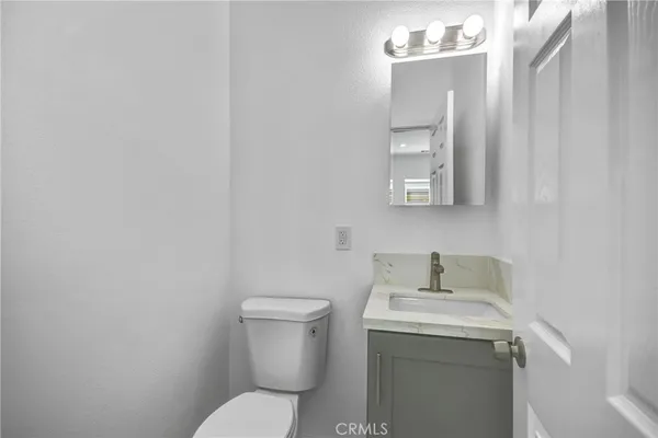 $3,800 | 696 East 9th Street, Unit A, Upland, CA 91786