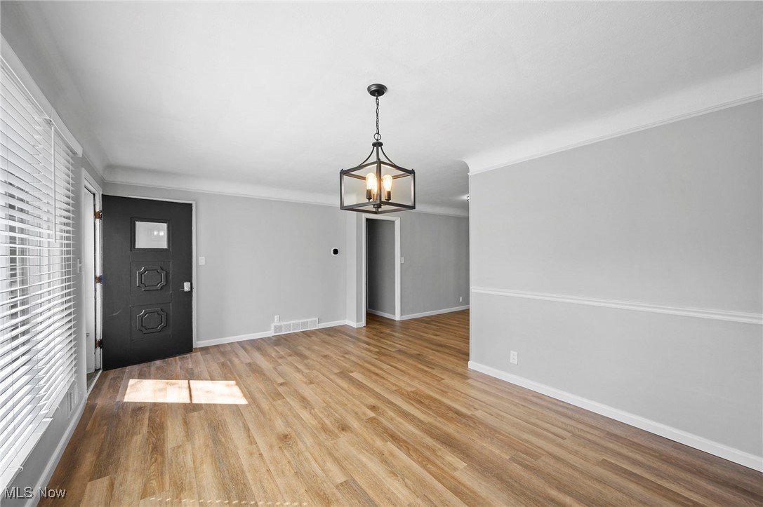 6335 Highland Road Cleveland, OH 44143 - Photo 12 of 35