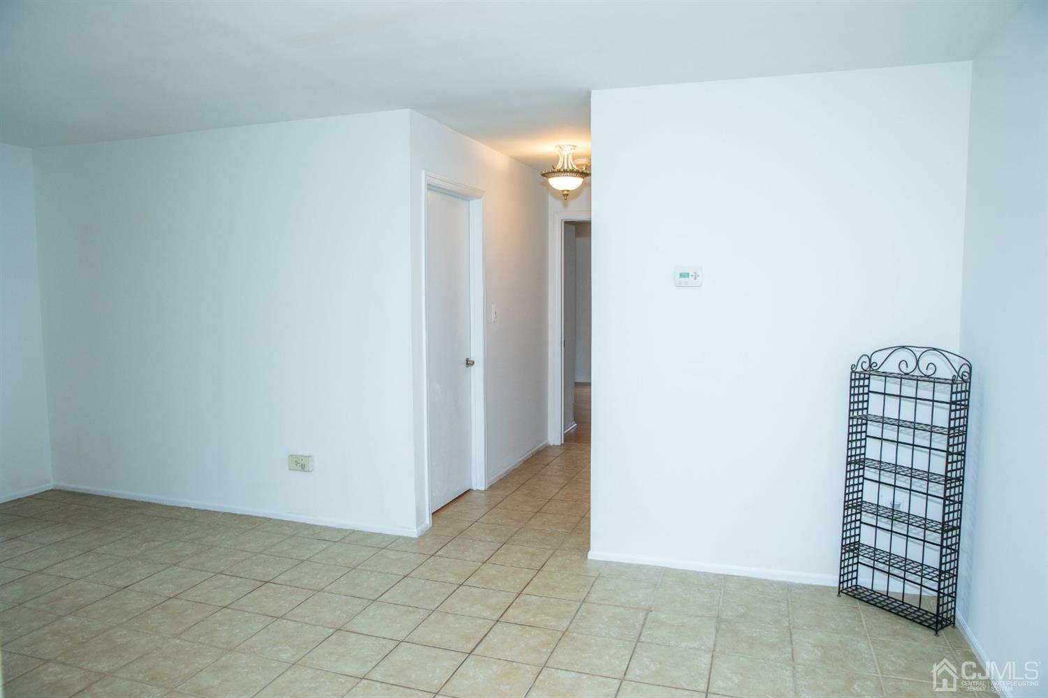 111 Keystone Court, Unit A Woodbridge, NJ 07095 - Photo 17 of 33 a view of an empty room