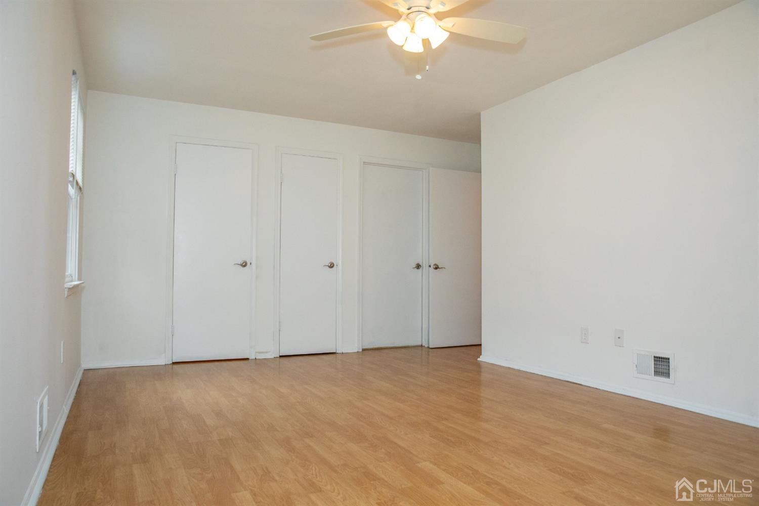 111 Keystone Court, Unit A Woodbridge, NJ 07095 - Photo 21 of 33 a view of an empty room