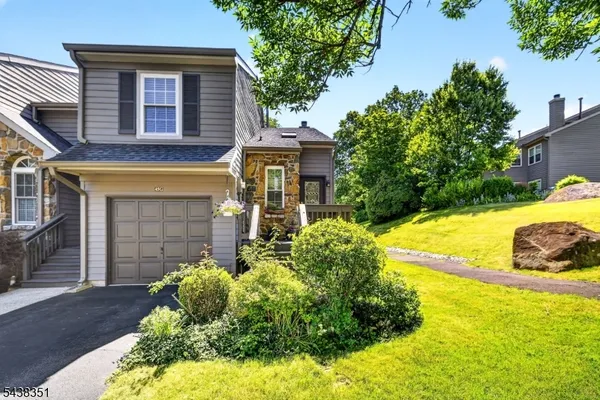 $545,000 | 45 Chicopee Drive, Princeton, NJ 08540