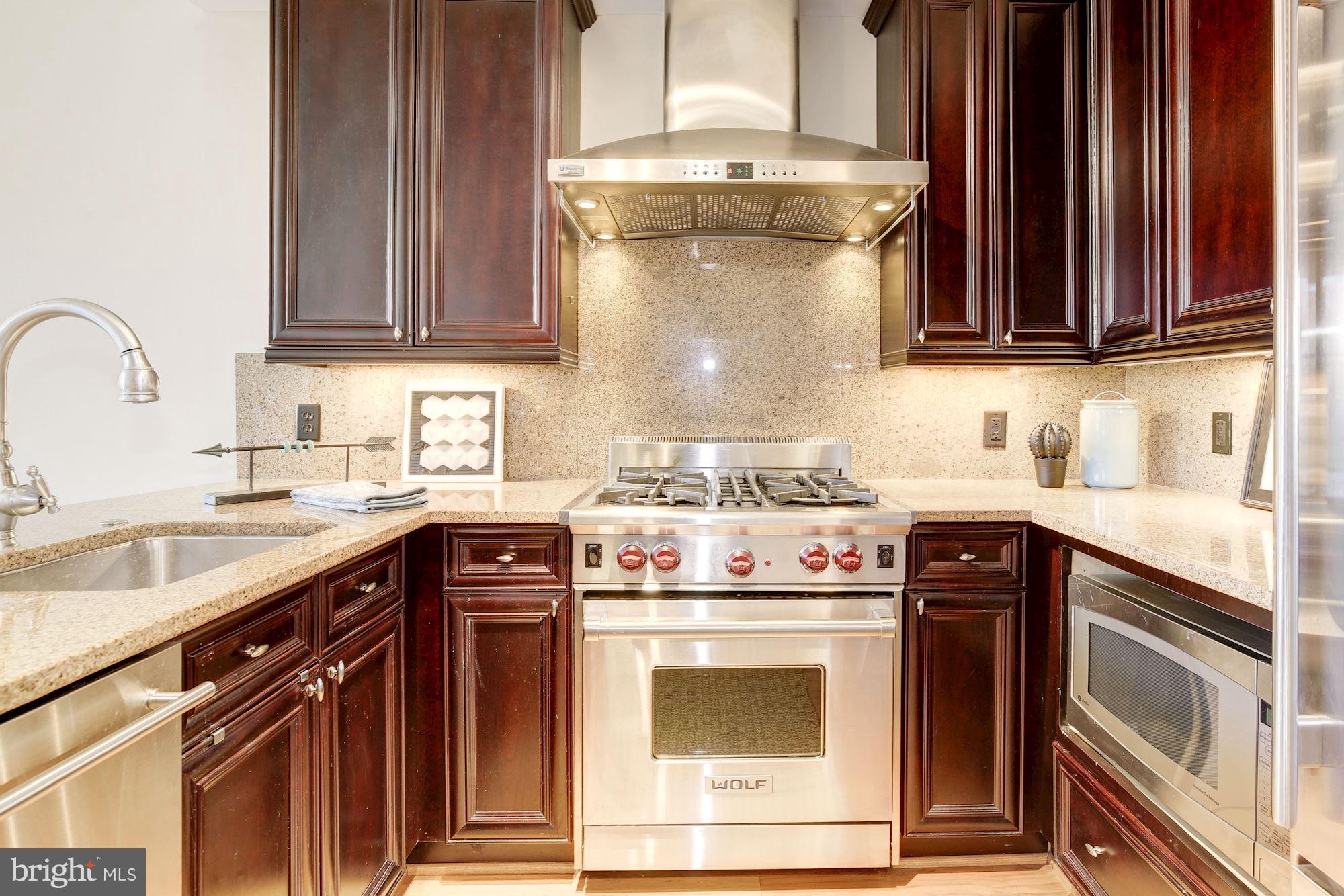 1210 R Street Northwest, Unit 303 Washington, DC 20009 - Photo 10 of 27 Kitchen