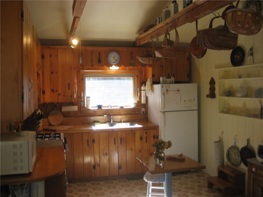 198 Otis Point Road Tenants Harbor, ME 04860 - Photo 9 of 33 Kitchen