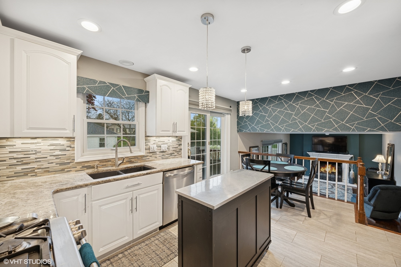 2614 Pebblebrook Lane Rolling Meadows, IL 60008 - Photo 6 of 23