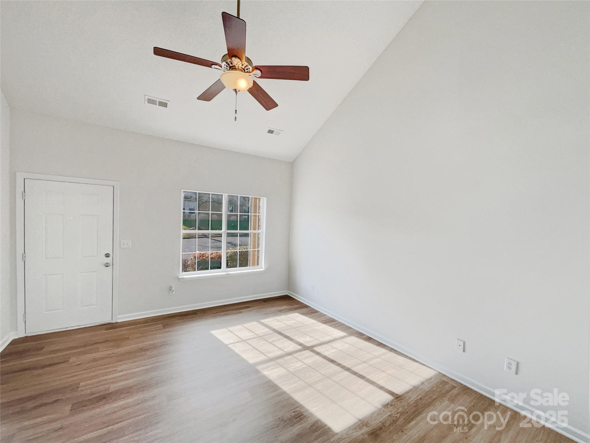 9028 4 Mile Creek Road Charlotte, NC 28277 - Photo 7 of 20