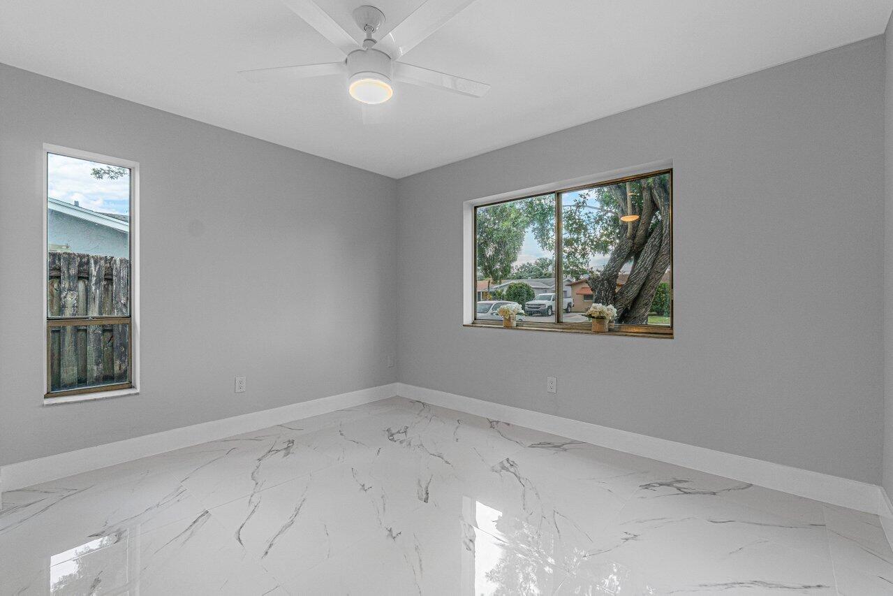 22217 Southwest 62nd Court Boca Raton, FL 33428 - Photo 23 of 38 027-22217Southwest62ndCourt-BocaRaton-FL