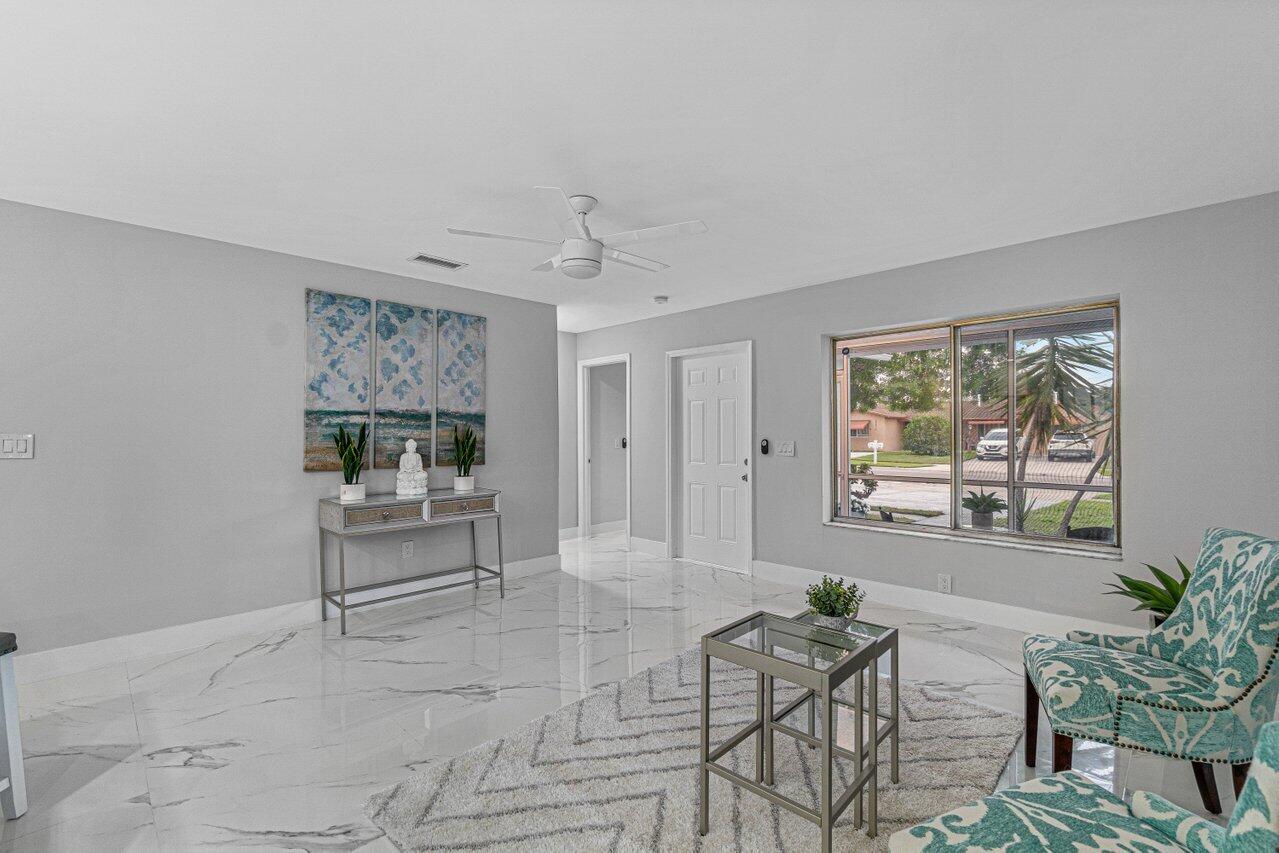 22217 Southwest 62nd Court Boca Raton, FL 33428 - Photo 7 of 38 026-22217Southwest62ndCourt-BocaRaton-FL