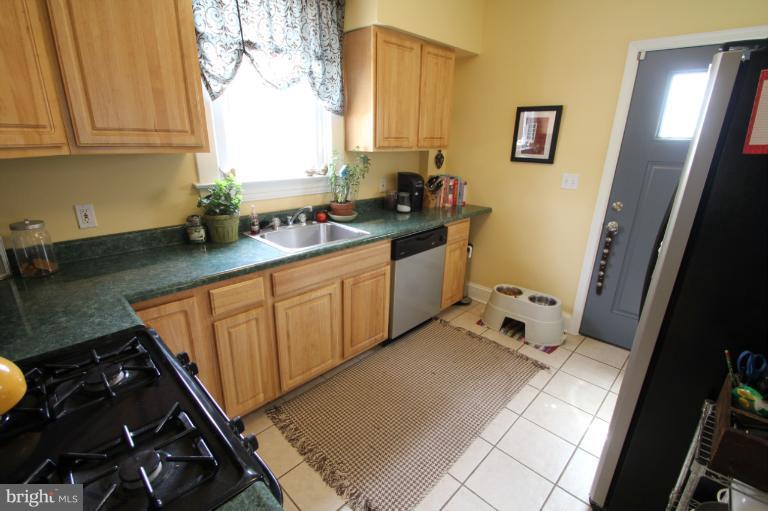 641 Tunbridge Road Baltimore, MD 21212 - Photo 13 of 29 Kitchen