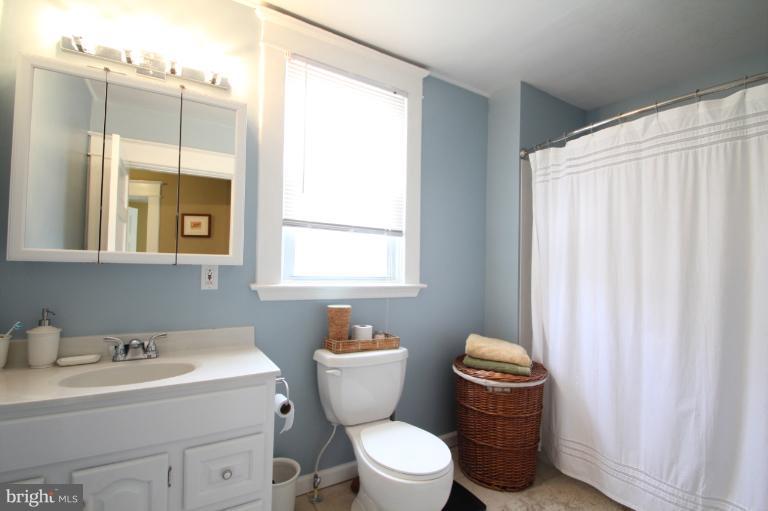 641 Tunbridge Road Baltimore, MD 21212 - Photo 23 of 29 Bath