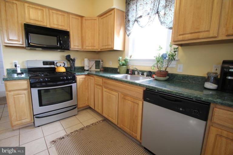 641 Tunbridge Road Baltimore, MD 21212 - Photo 4 of 29 Kitchen