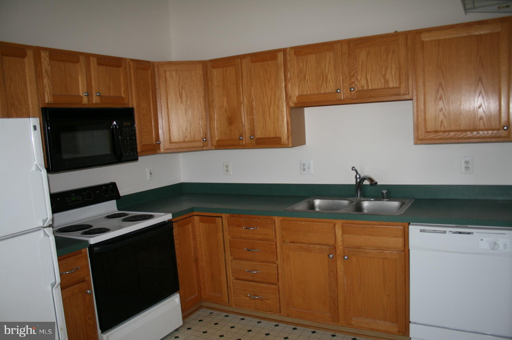 6395 Rutherford Court, Unit J Frederick, MD 21703 - Photo 10 of 15
