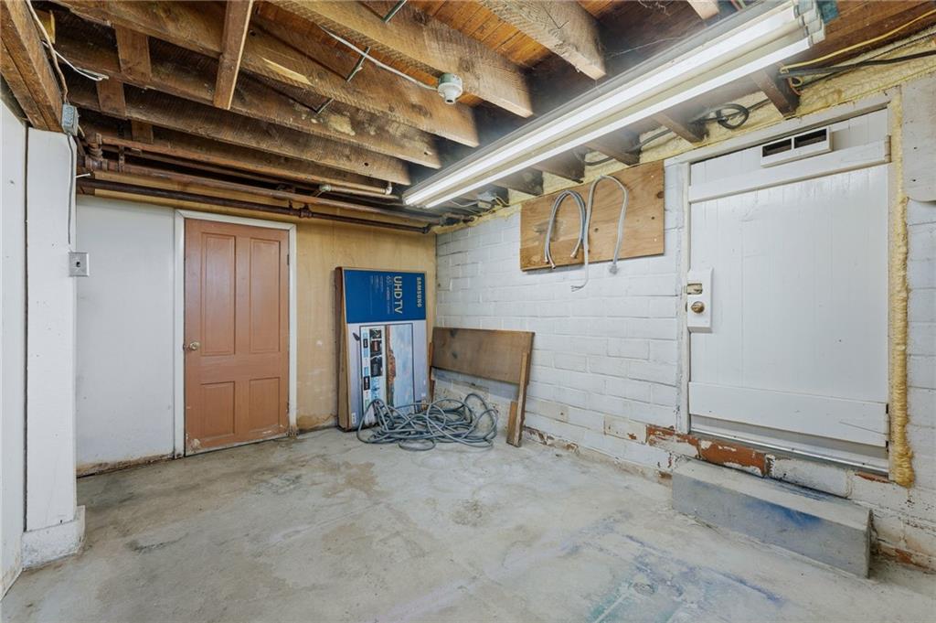 822 Main Street Addison, PA 15411 - Photo 41 of 47